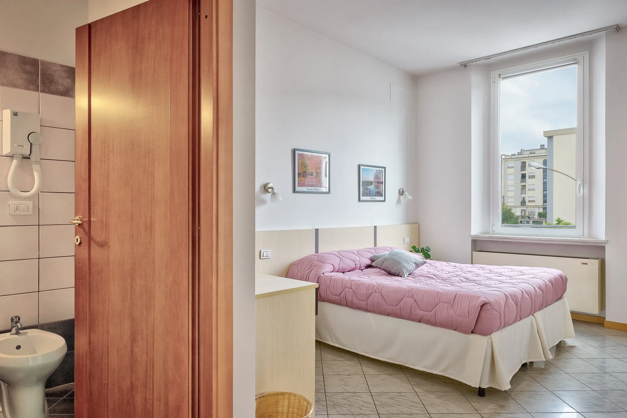 Camera matrimoniale — Empoli Rooms, Empoli